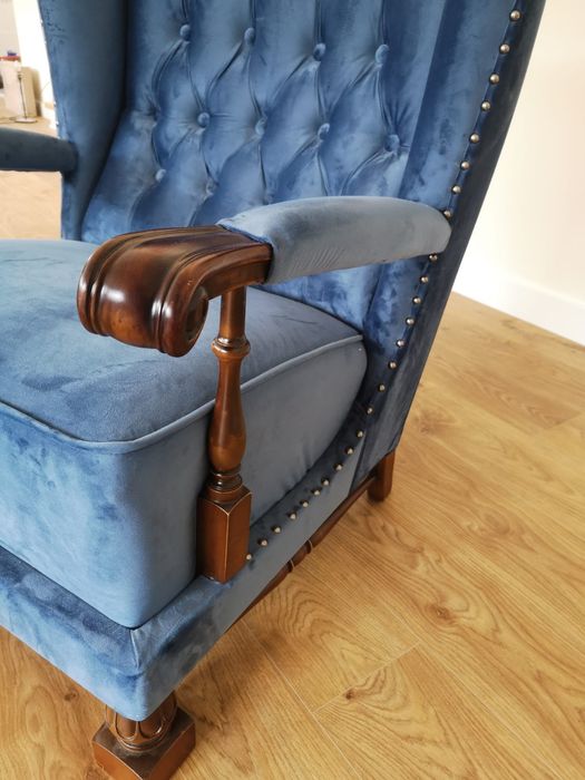 Komplet wypoczynkowy, sofa + 3 fotele i 2 podnóżki