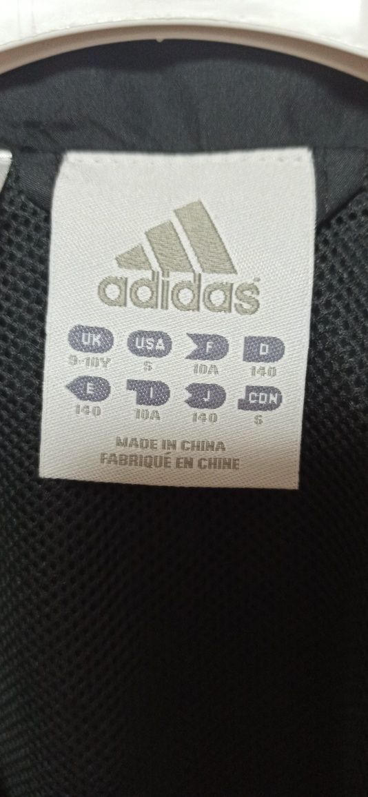 Cienka kurtka dla chłopca  - Adidas r. 140