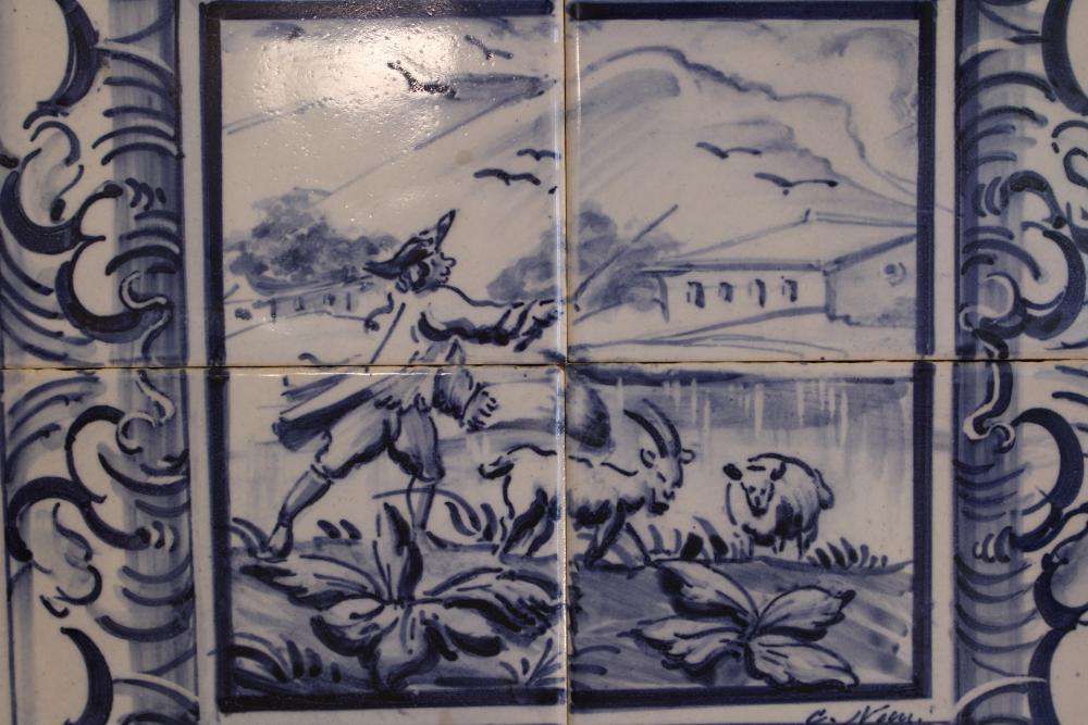 C. Neves Painel de 4 azulejos assinado "Paisagem com Pastor" XIX