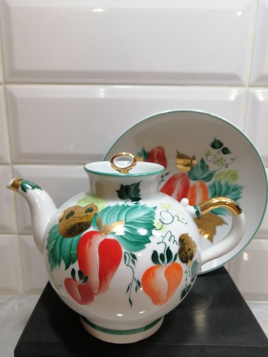 Serwis do herbaty,, Truskawki"porcelana Lomonosow ZSRR