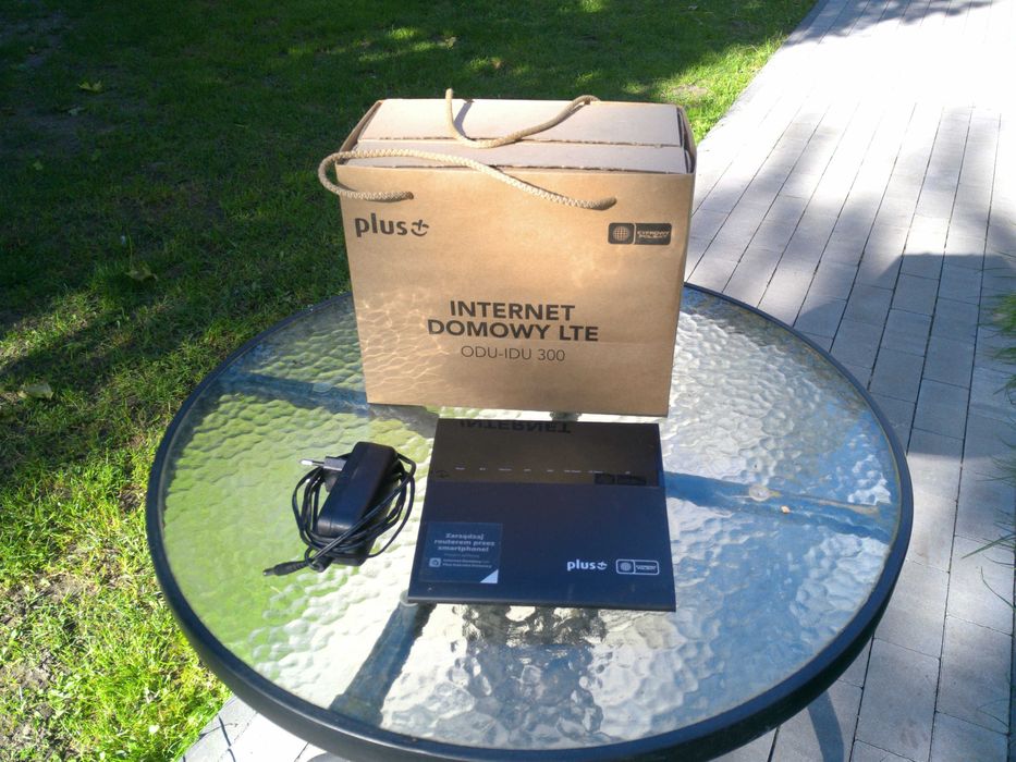 Router z anteną zewnętrzną ODU-IDU 300 4G LTE LAN WiFi "Bez simlocka"