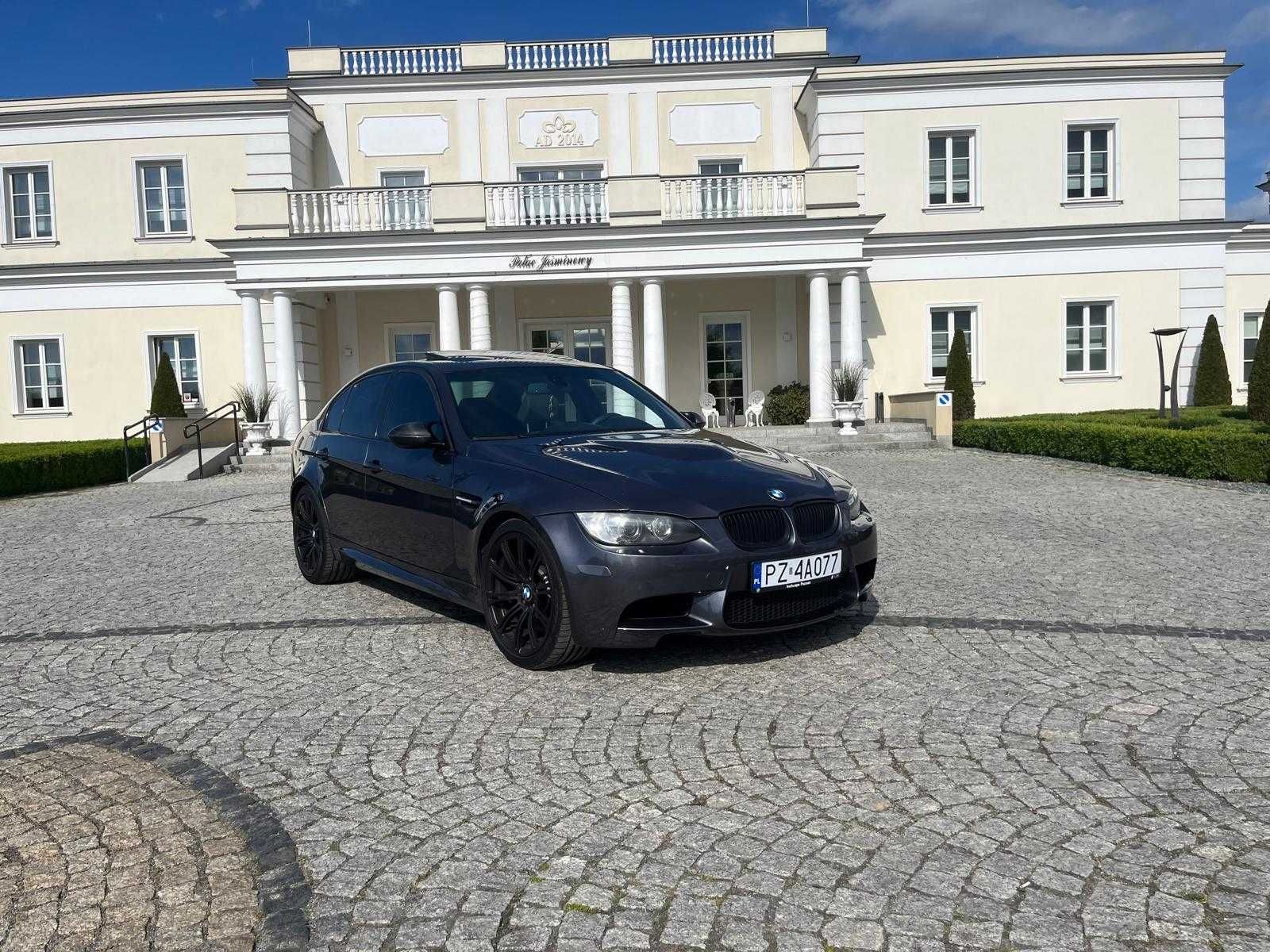 BMW M3 E90 Sedan Manual 4.0 V8  420KM