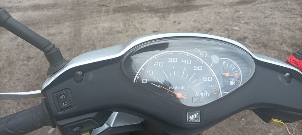 Скутер хонда діо