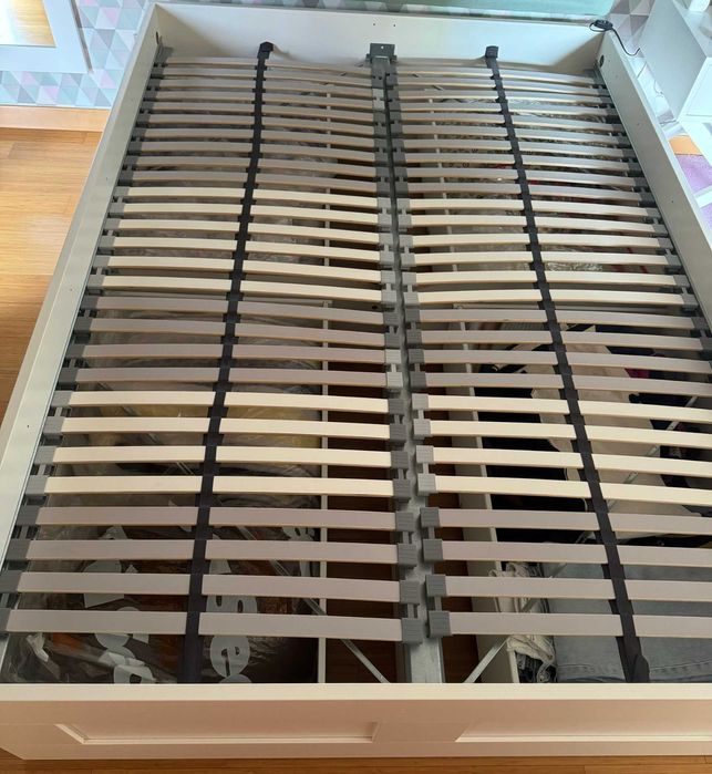 Estrado de ripas IKEA (Cama Brimnes 140 x 200)