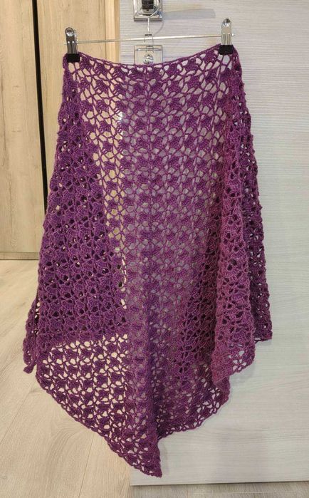 Шаль сплетена гачком