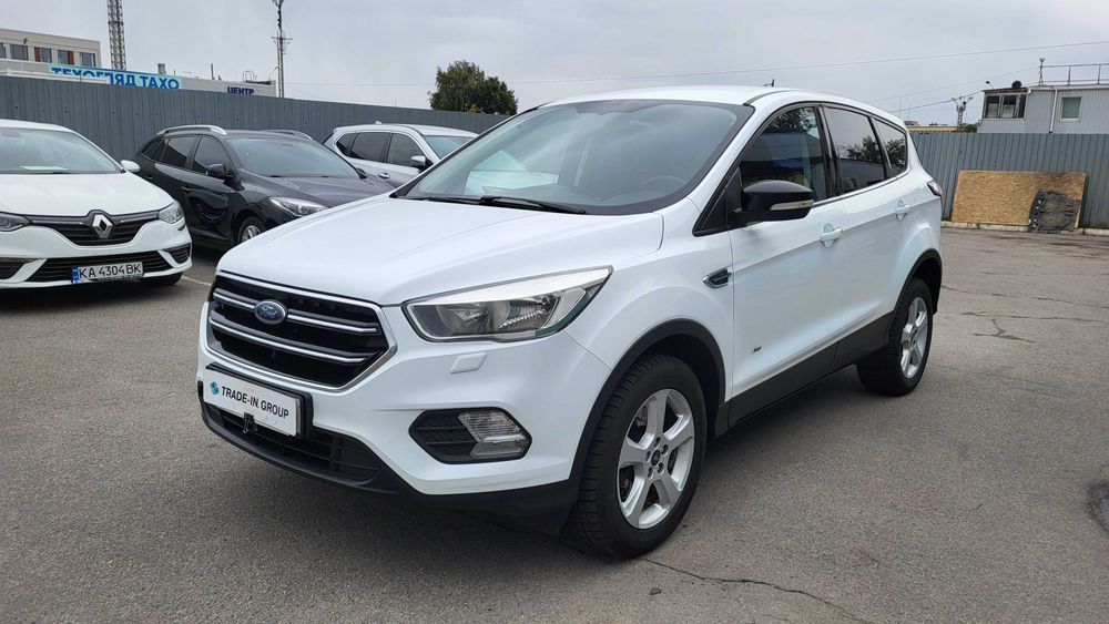 Авто Ford Kuga 2017 2.0d AWD