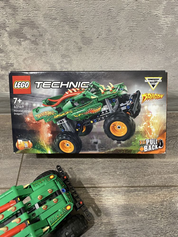 Lego Technic Дракон із шоу Monster Jam 2 в 1 (42149)