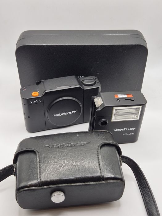Voigtlander Vito C lampa Vitolux 18 etui pudełko