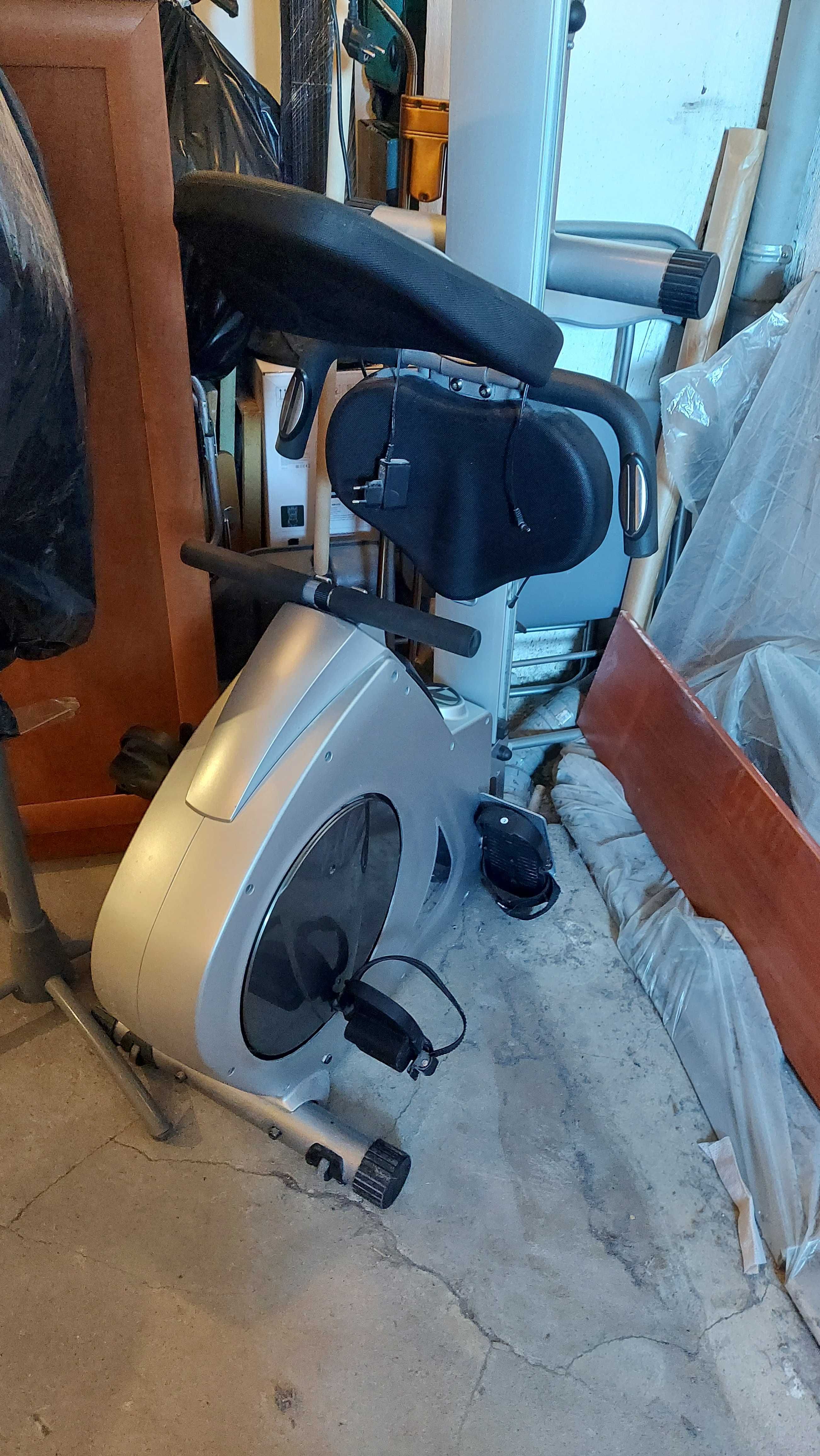 Skandika Aquarius SF 1040 Rower + Wioślarz