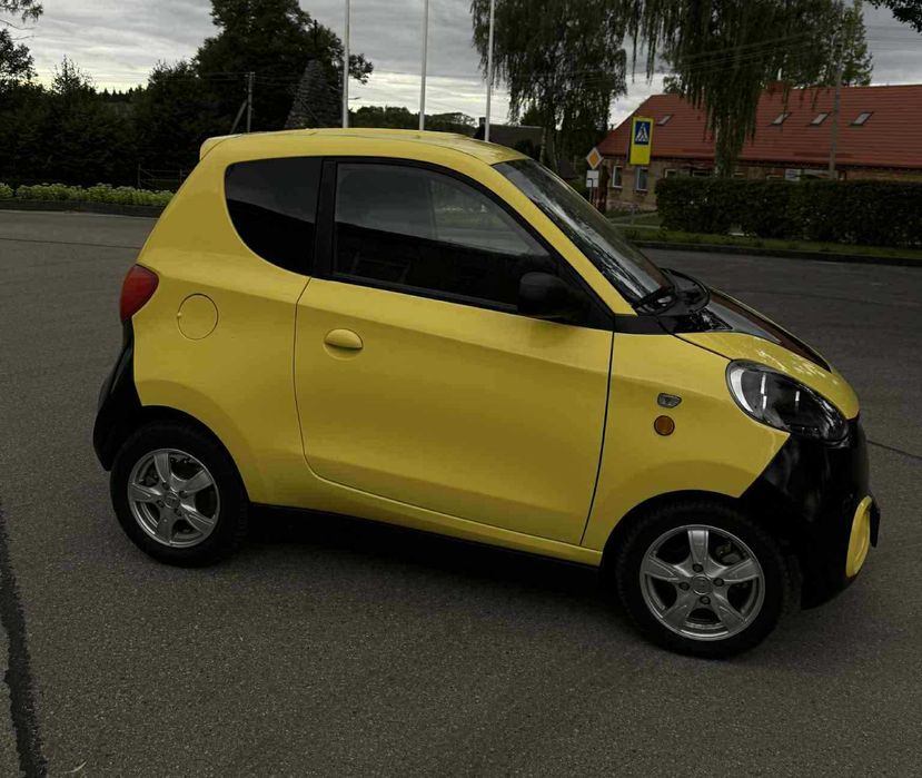 Sprzedam samochód Zhidou