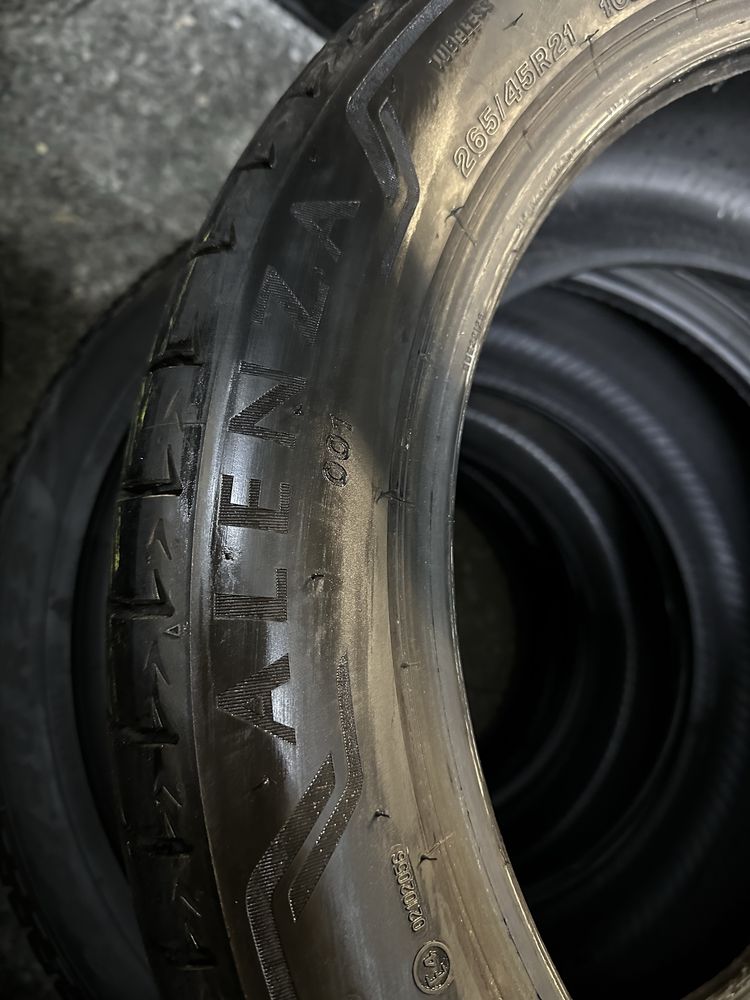 Резина 265/45/21  Bridgestone R21 комплект літо 2022 90% залишок