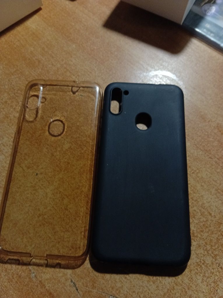 Продаю телефон Samsung A11