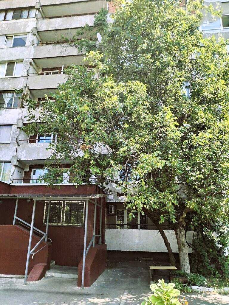 Продам 1-кімн. квартиру, Центральний р-н, мікр-н Поля  Медтехніка AK