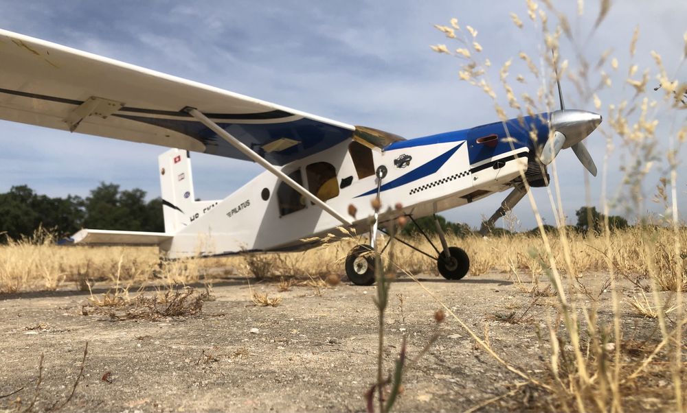 Aeromodelismo avião rc