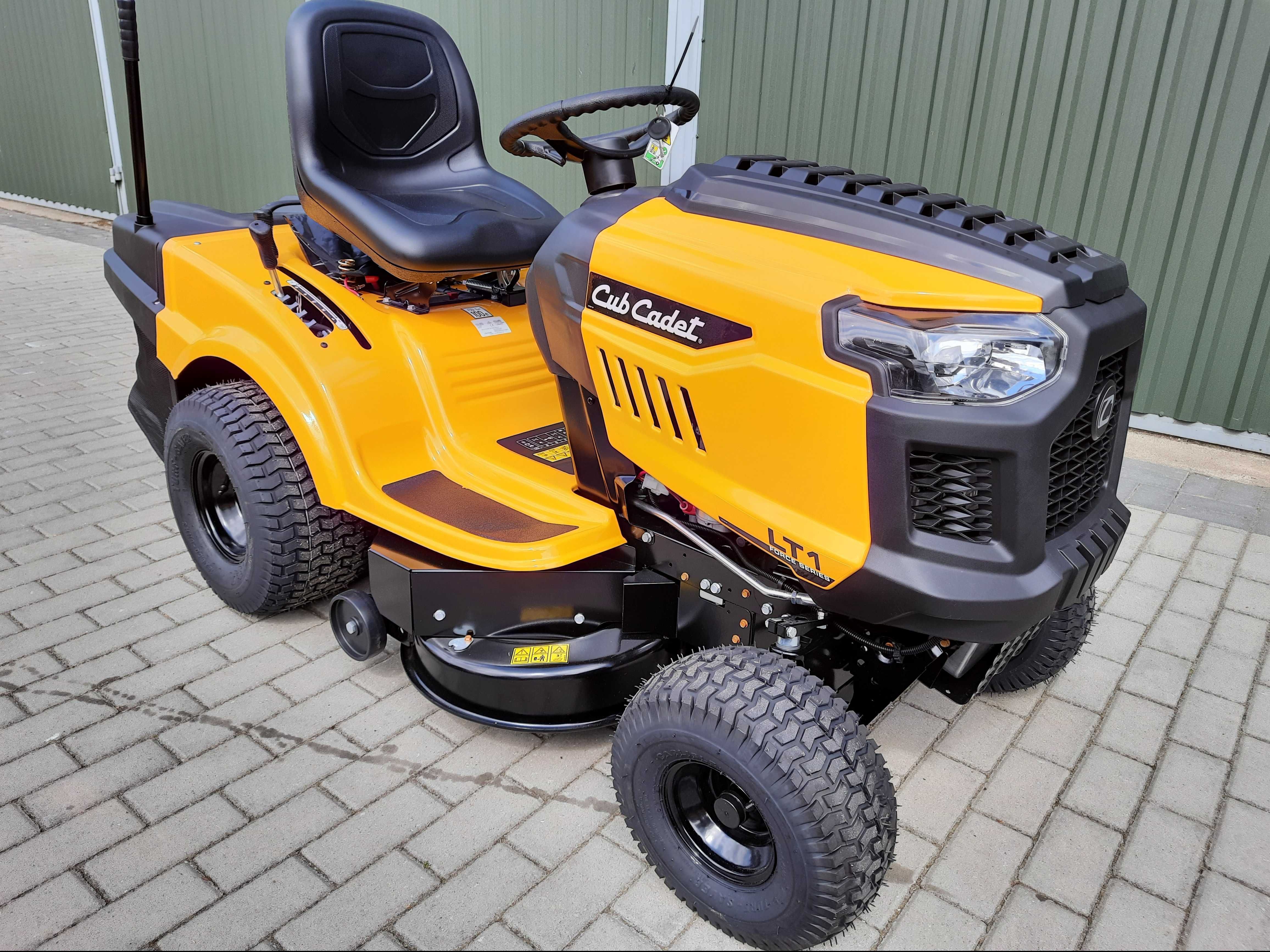 NAJNOWSZY Traktorek Kosiarka CUB CADET 15KM Pompa LT1 NR92 z Koszem