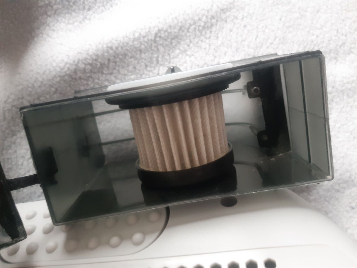 Urządzenie, odkurzacz ręczny lampa UV na roztocza DEERMA CM800