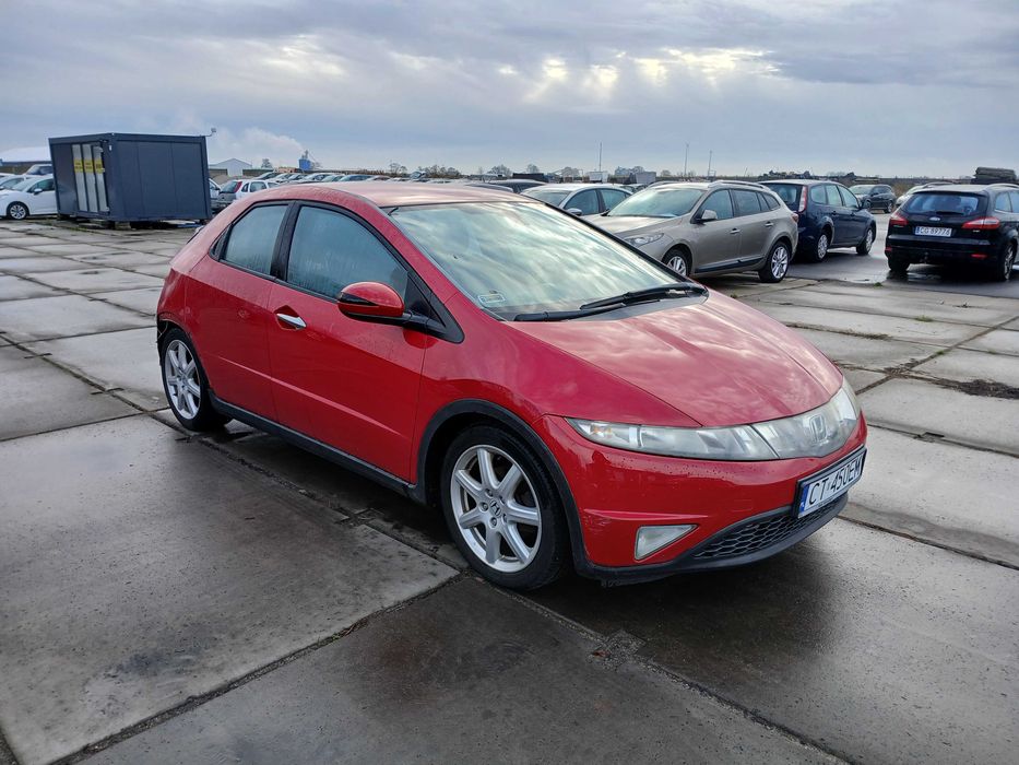 Honda Civic 5DR 1,8 benzyna