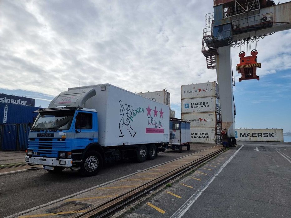 Taxas competitivas de envio maritimo RoRo.