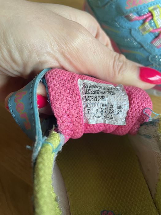 Buty Skechers. Świecące.