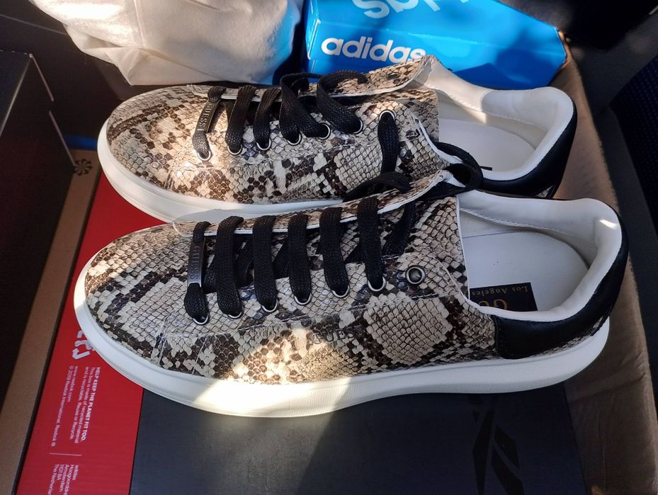 Nowe oryginalne damskie buty guessa