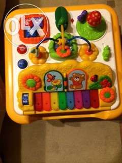 Mesa de brincar bebé