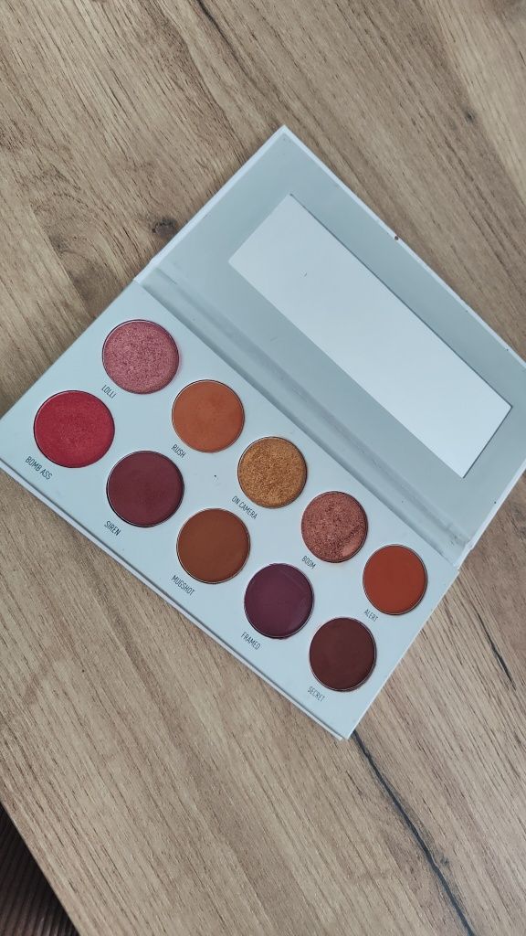 Morphe x Jaclyn Bill paleta do oczu ciepłe kolorki