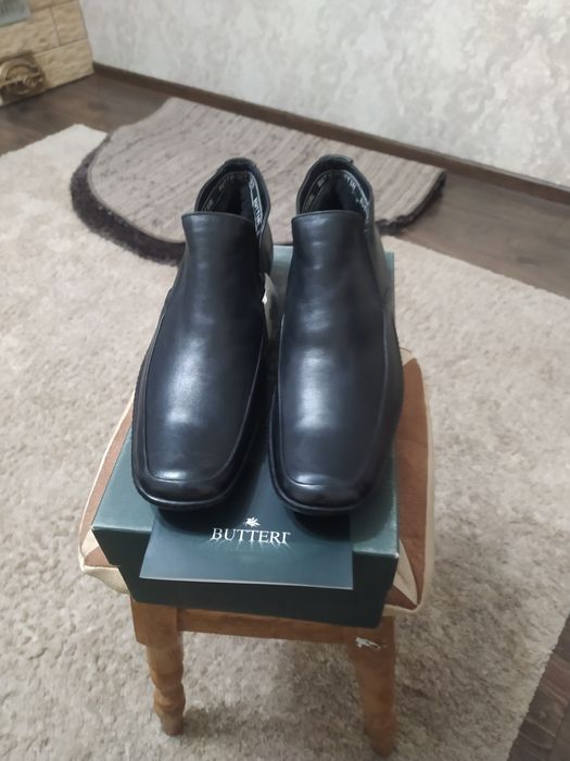 BUTTERI Італія.Зимові ,кожані полусапожки.