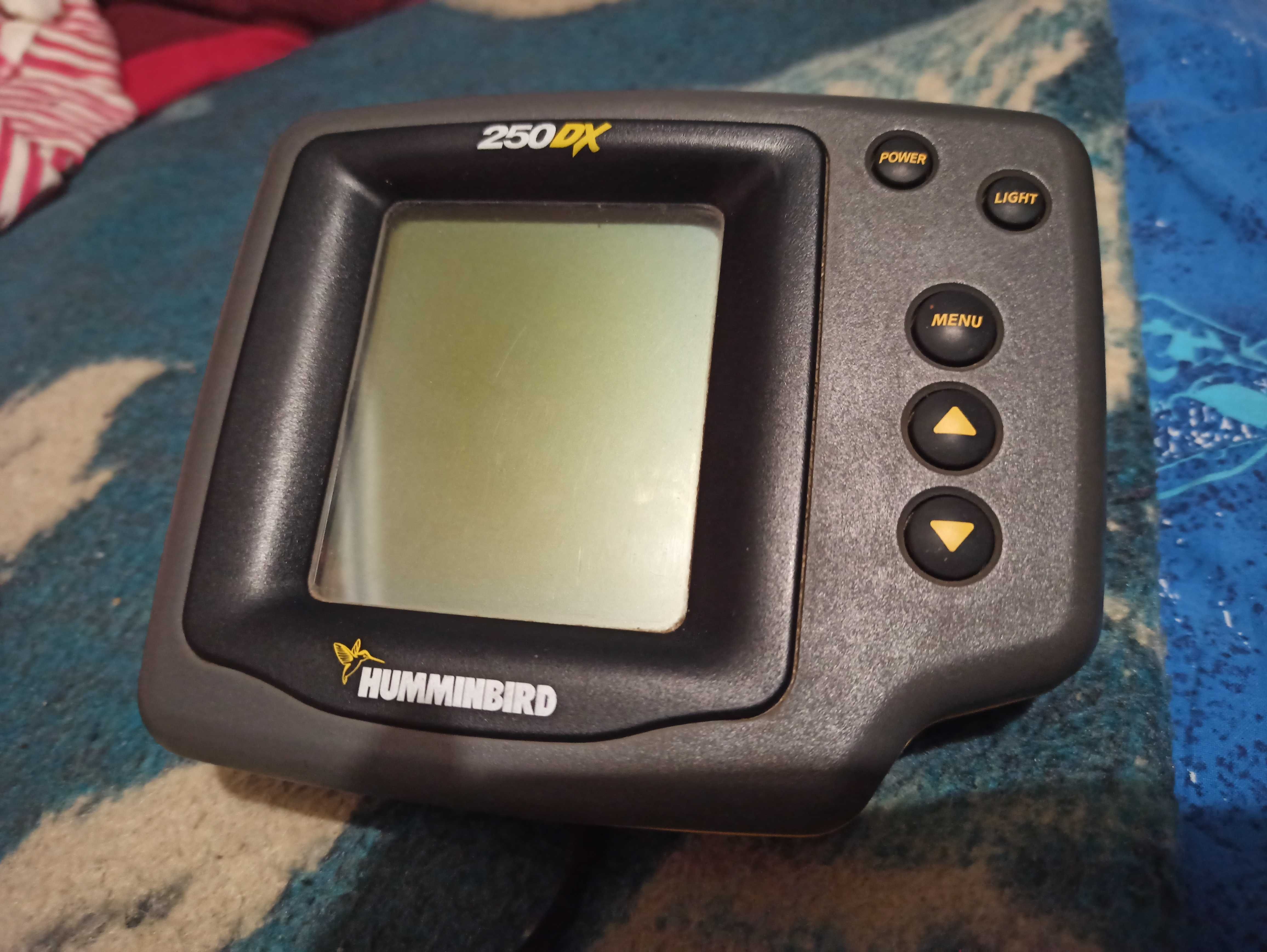 Эхолот 250DX HUMMINBIRD двух лучевой. б/у. только голова.