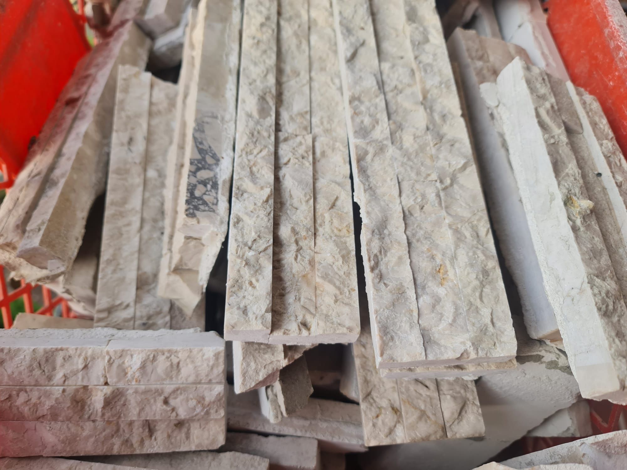 Kamień naturalny Quartz - płytki ścienne