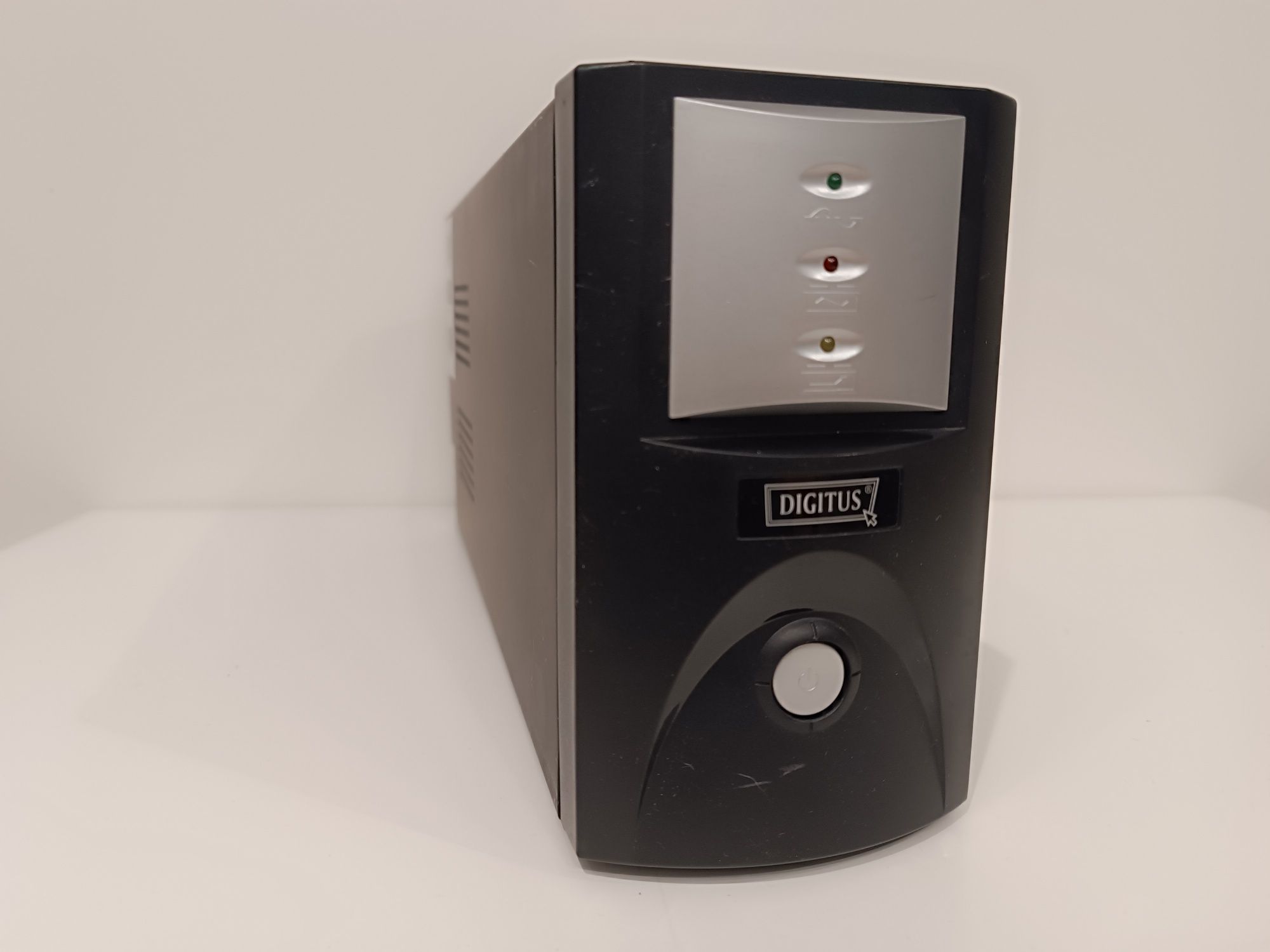 Zasilacz awaryjny UPS 600VA Digitus DN-170010