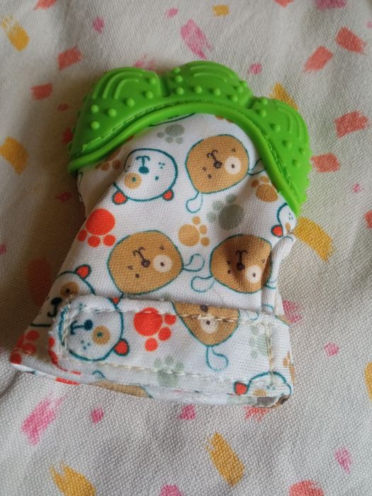 Зубопрорізувач на ручку з липучкою