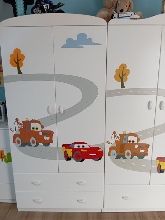 Szafa podwójna oraz łóżko z Meblika kolekcja Disney Cars