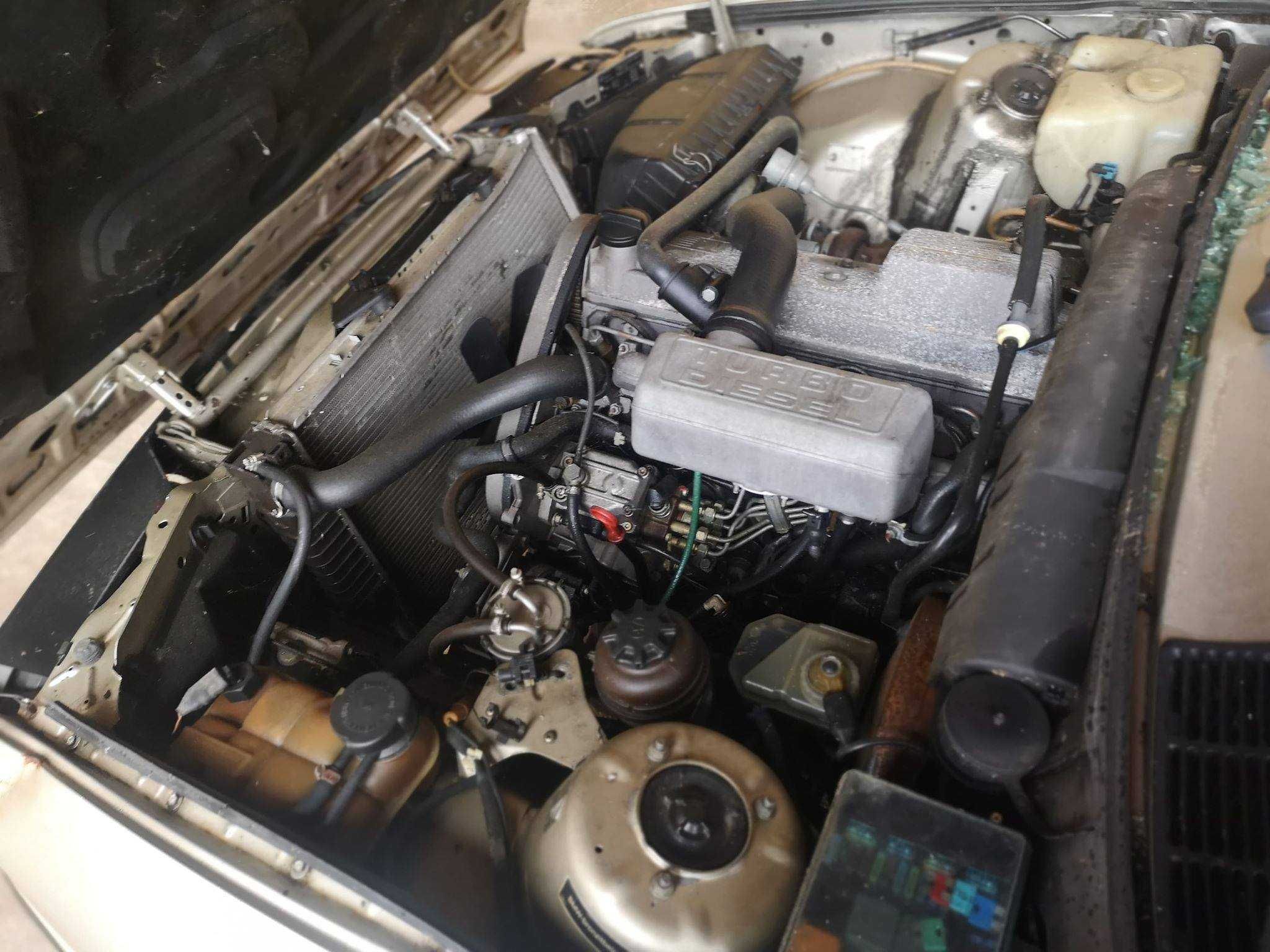 BMW E30 324TD _ Para Peças