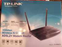 Modem Router TP - LINK 300 Mbps Wireless N ADSL2