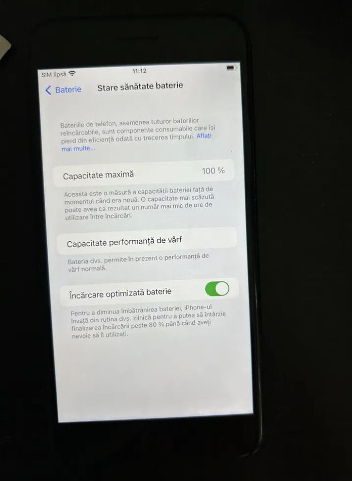 Продам Iphone 7 plus r-sim