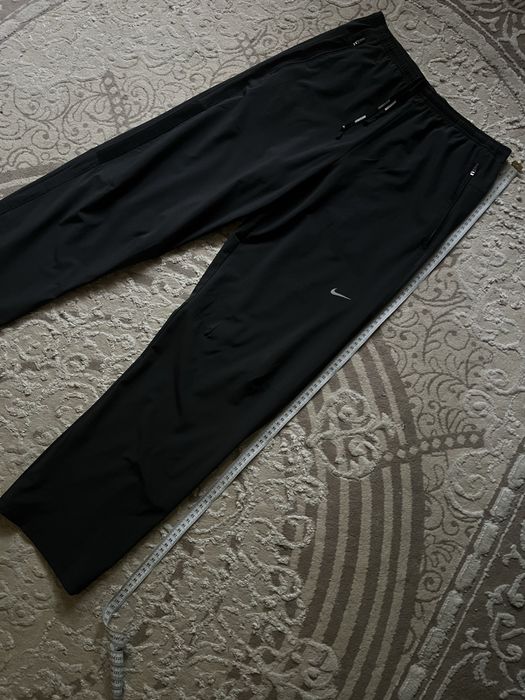 Чоловічі оригінальні штани Nike S-M розмір