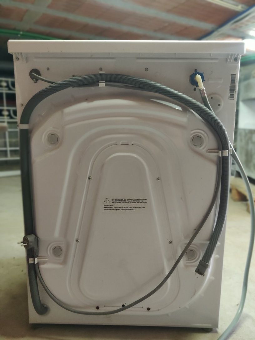 Máquina de lavar roupa Hisense 9KG