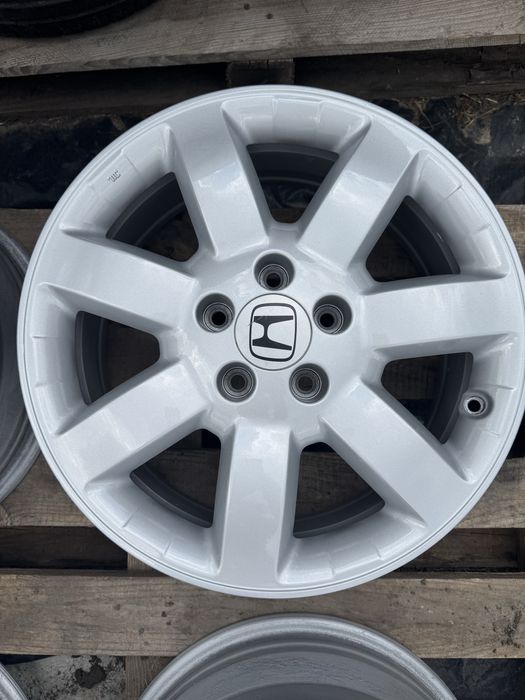 Комплект оригинал литые диски Honda r17 5/114.3