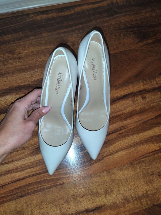 Туфли женские кожаные Aici berlucci