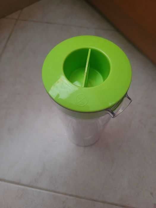 Butelka do wody z wkładem