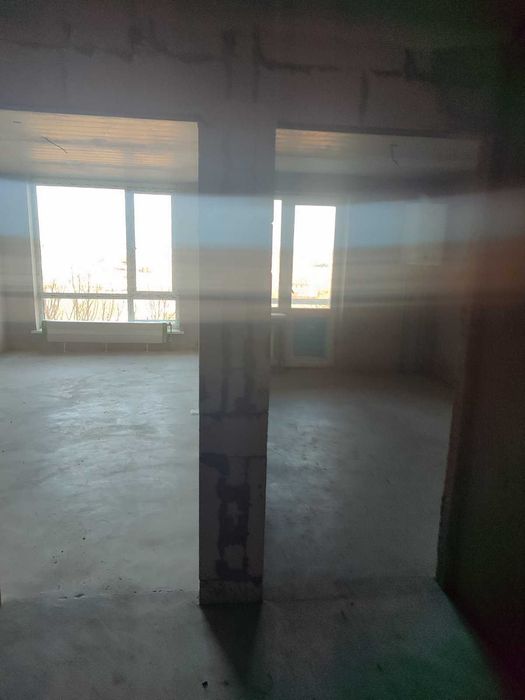 Продам 1 кiмнатну квартиру по вул.Багряного 39,ЖК Олександрiвський