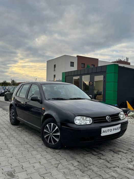 Volkswagen Golf 1.6 LPG*NowySilnik*PoSerwisie*SuperStan*Klima*Zamiana