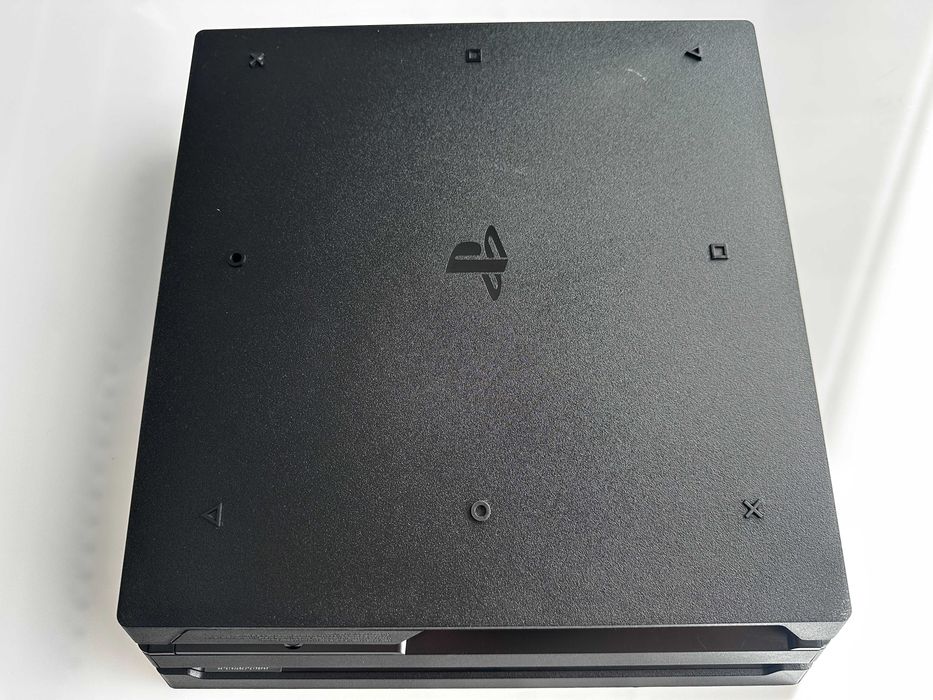 Zadbana Konsola PS4 Pro 1TB CUH-7216B 2xPad 5xGra Fifa GTA V Mechanic