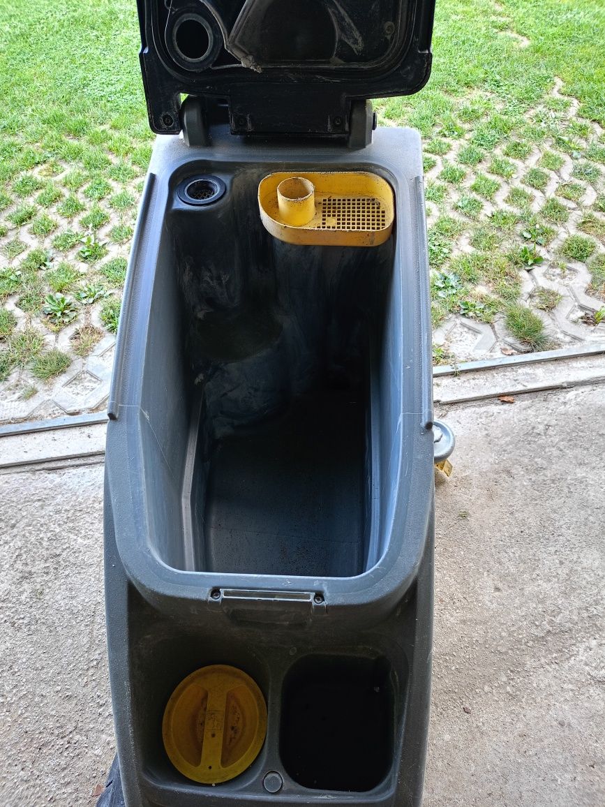 Szorowarka Karcher professional B 40 C