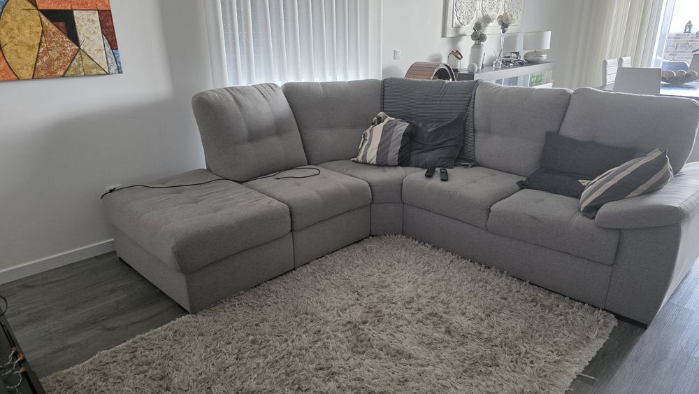 Um sofa de canto