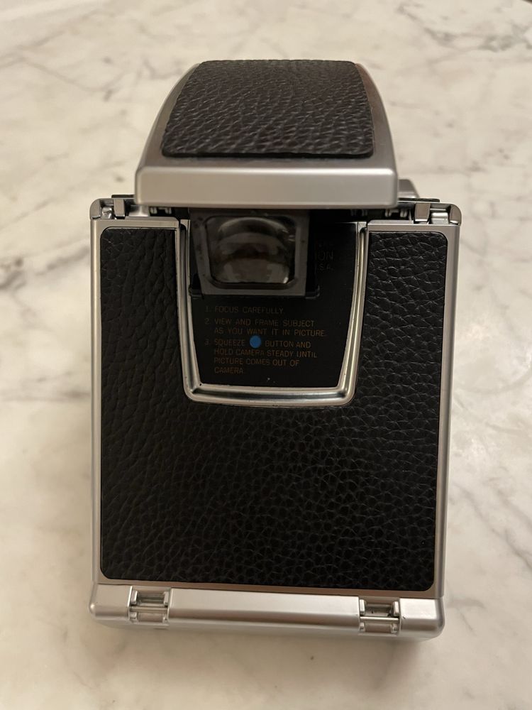 Aparat Polaroid SX70 igła