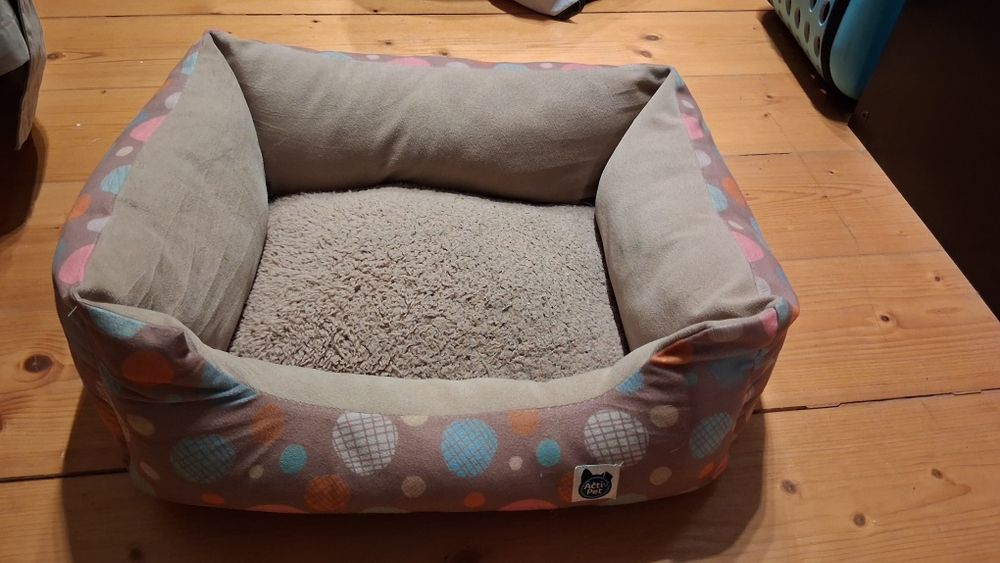 Legowisko dla.psa kota ok 46x40 Activ Pet