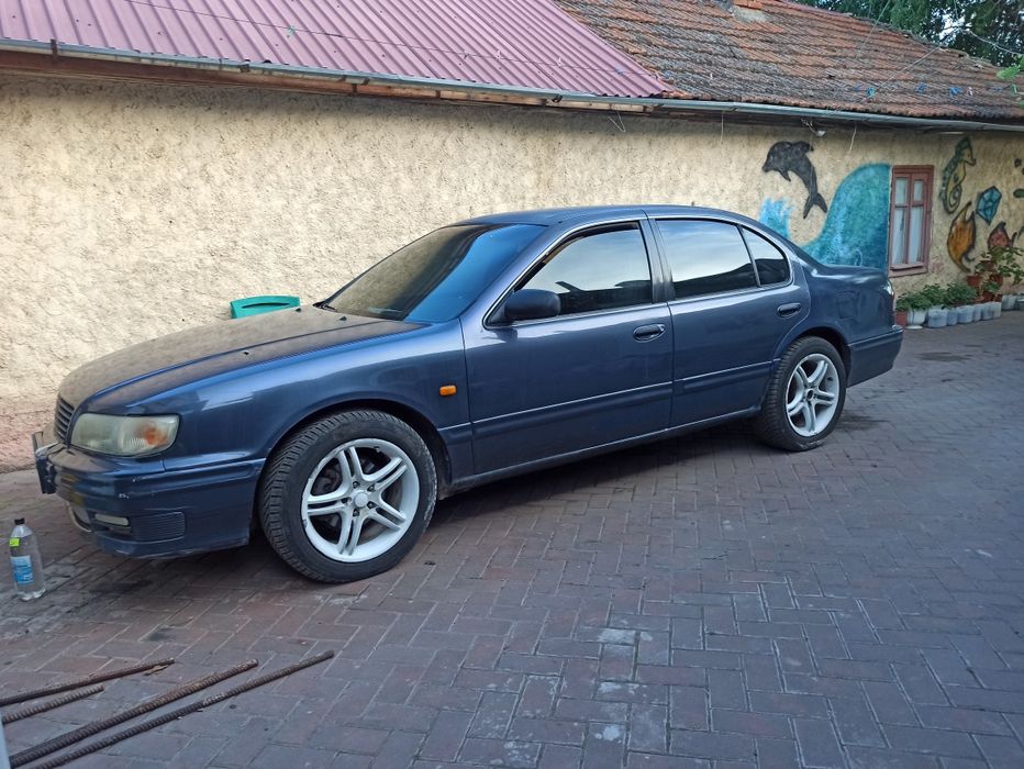Nissan Maxima a32