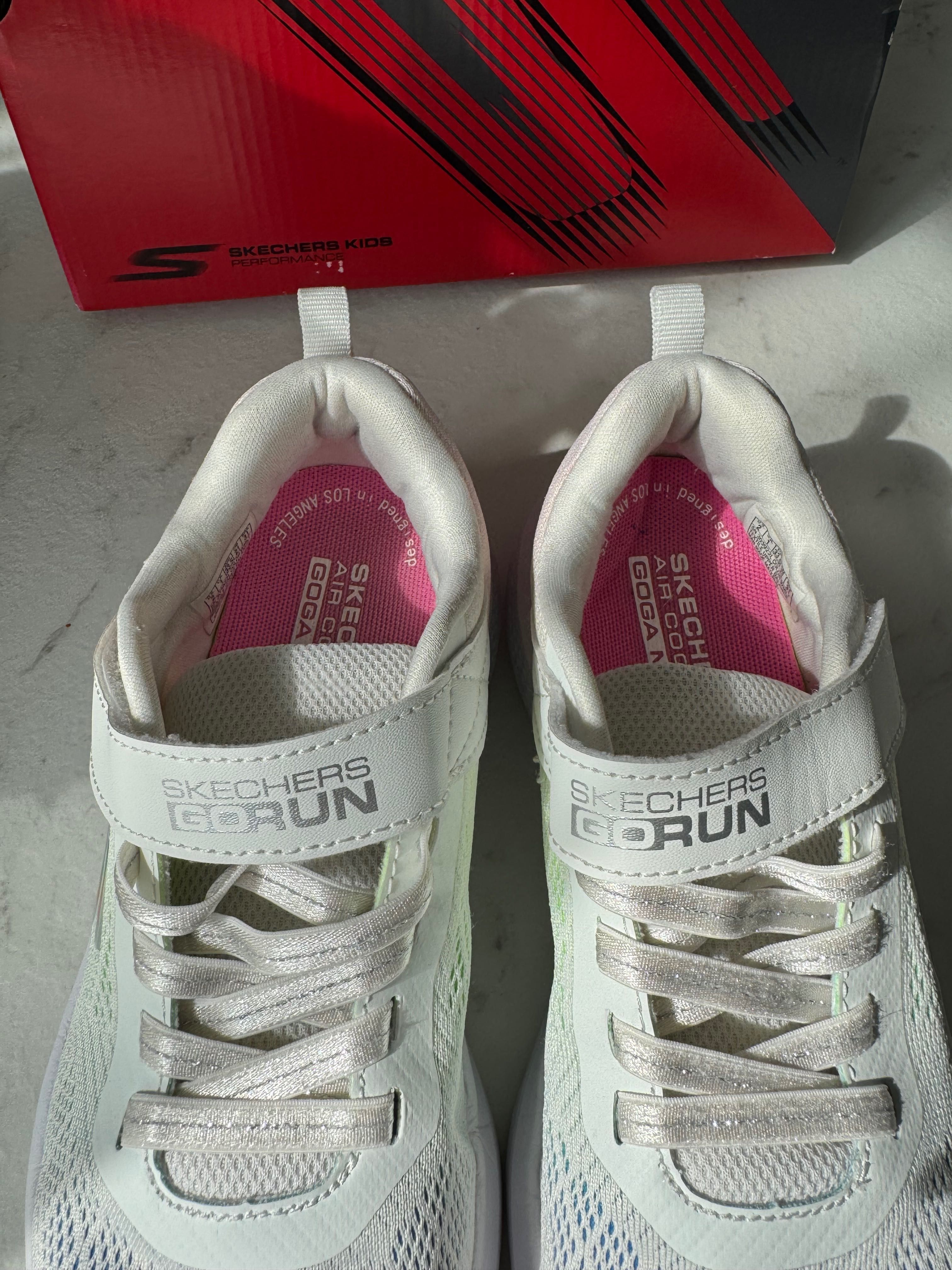 Кросівки для дівчинки Skechers GO Run Elevate Ombre Sprint