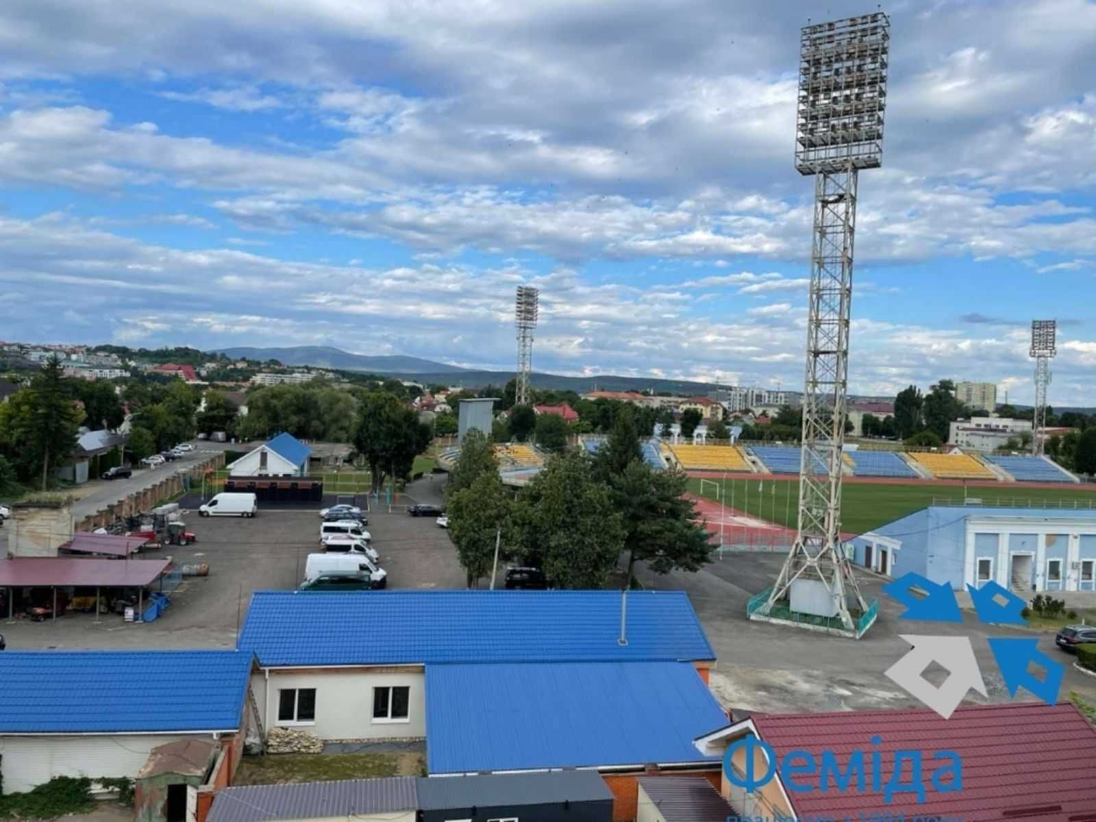Продаж 2-кімнатної видової в ЖК "LuxAR", з розтермінуванням